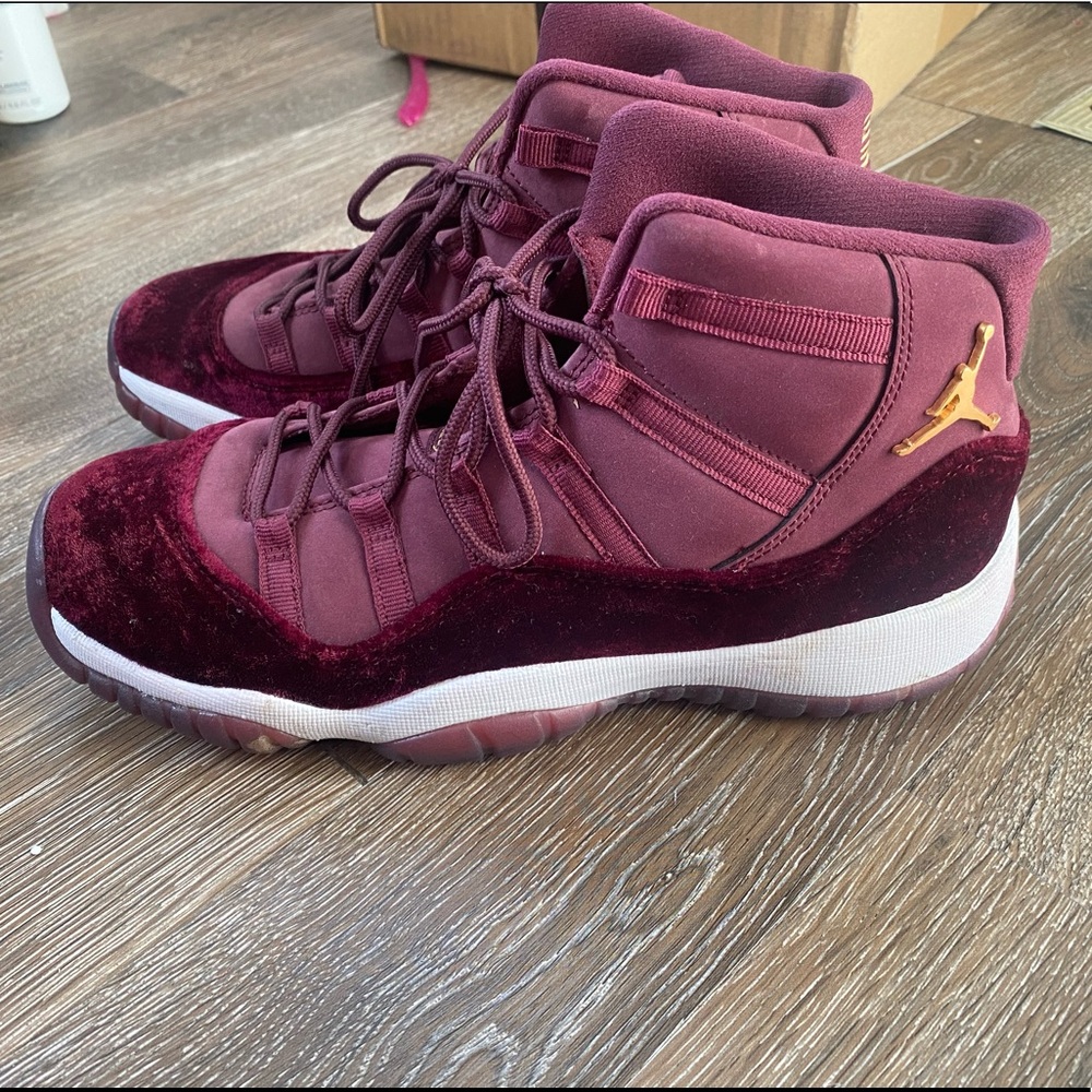 Jordan 11 XI Retro Red Velvet Heiress
